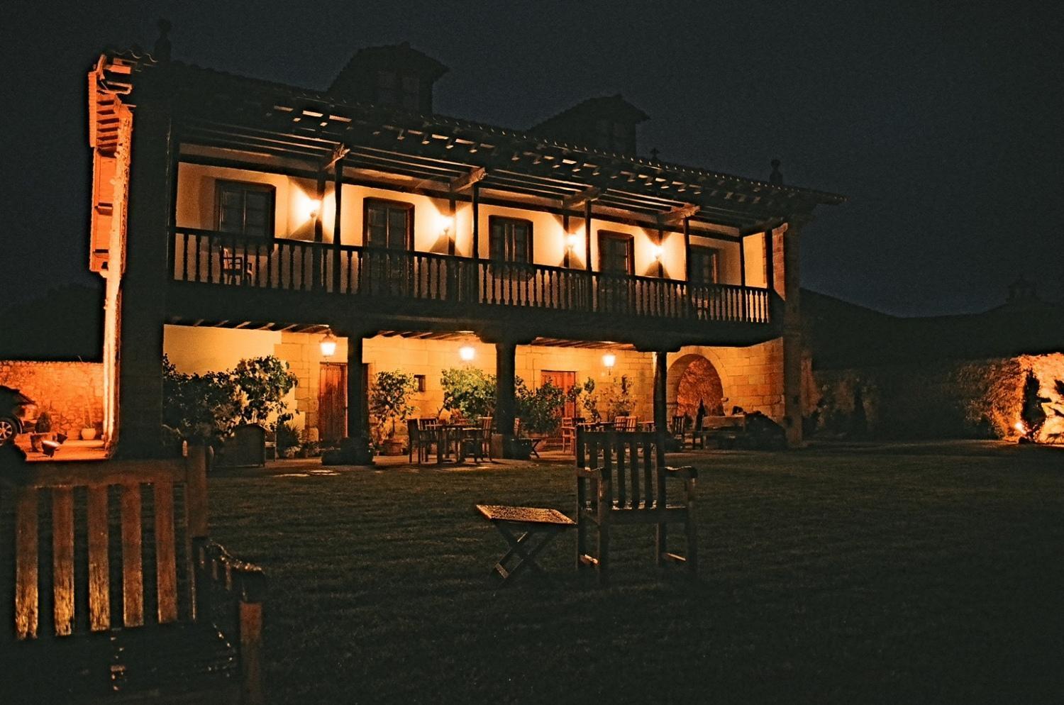 Palacion De Toñanes Buitenkant foto